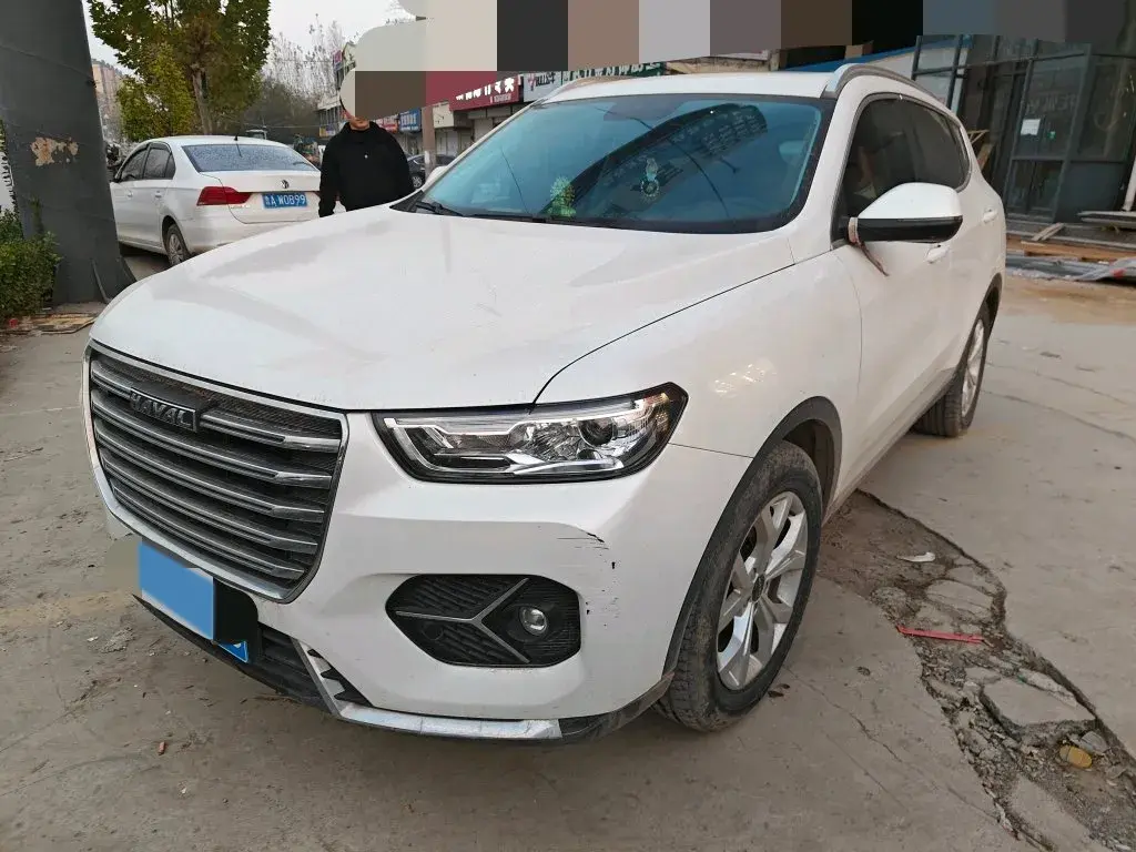 2021 HAVAL H6 view 1