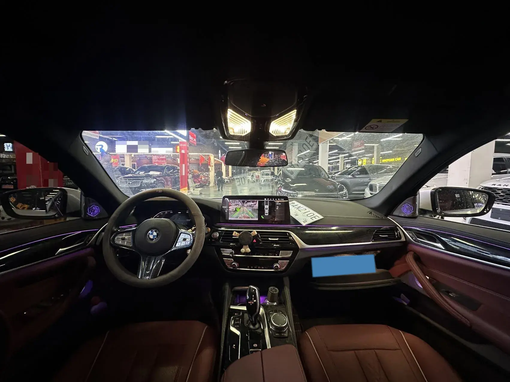 2022 BMW 5 thumbnail 4