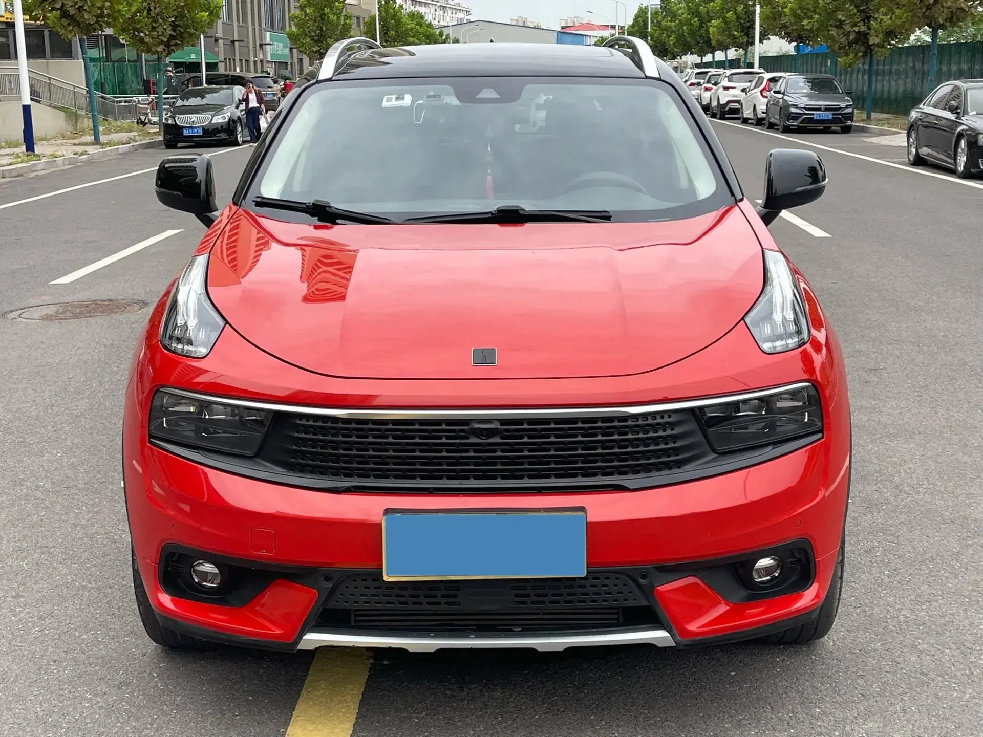 2017 LYNK&CO 01 thumbnail 2