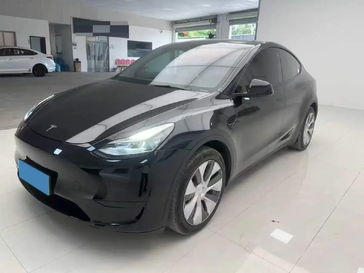 2022 Tesla Model Y BEV 60KWH