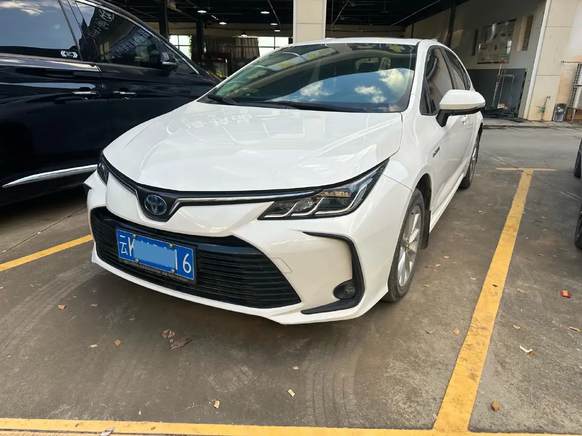 2021 Toyota Corolla 1.8L 98HP L4 E-CVT Hybrid