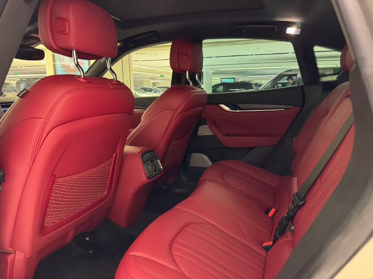 2019 Maserati Levante 3.0T 350HP V6 8AT,autocango,china used car exporter,china ev exporter,chinese used car exporter,chinese used ev exporter