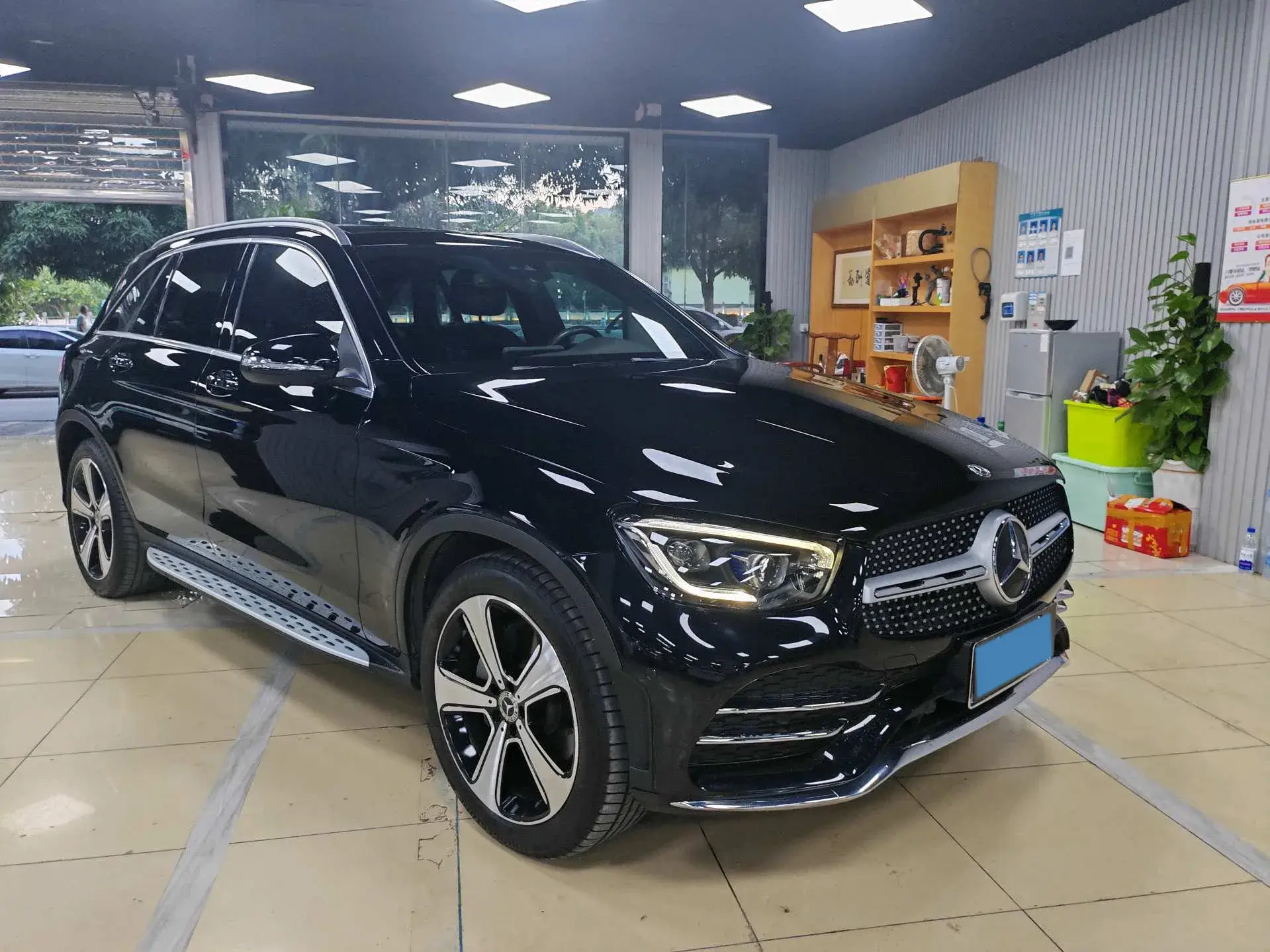 2020 MERCEDES-BENZ GLC thumbnail 3