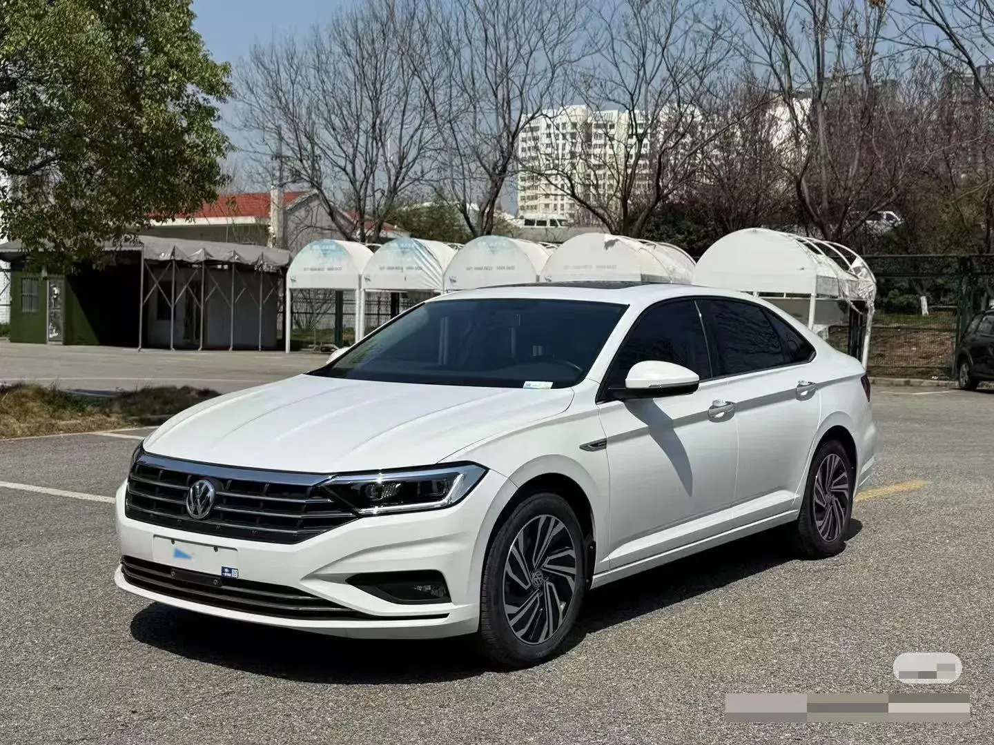 2022 VOLKSWAGEN SAGITAR view 1