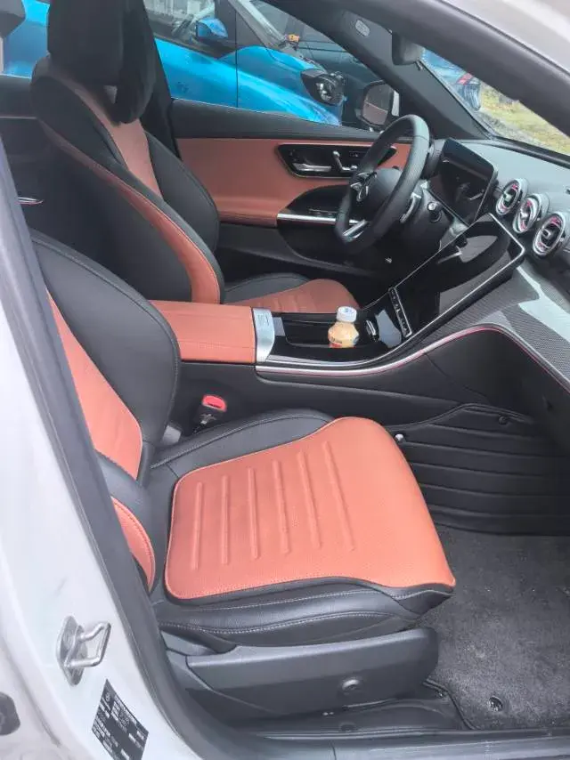 2025 MERCEDES-BENZ C thumbnail 4