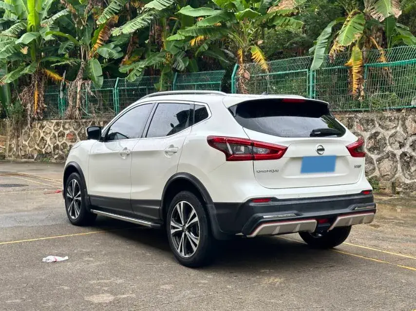 2022 NISSAN QASHQAI thumbnail 3