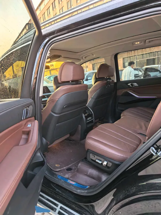 2019 BMW X7 3.0T 340HP L6 8AT,autocango,china used car exporter,china ev exporter,chinese used car exporter,chinese used ev exporter