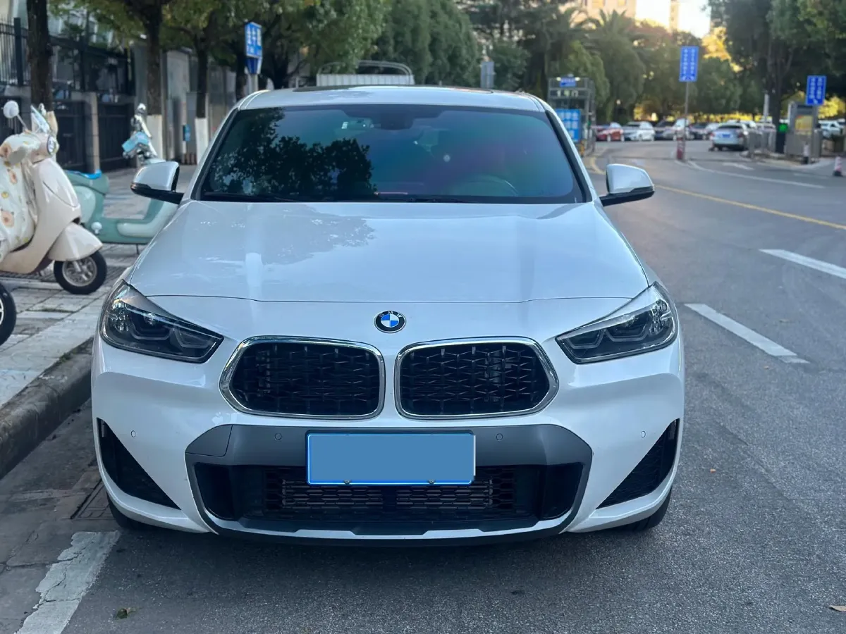 2021 BMW X2 2.0T 192HP L4 7DCT,autocango,china used car exporter,china ev exporter,chinese used car exporter,chinese used ev exporter