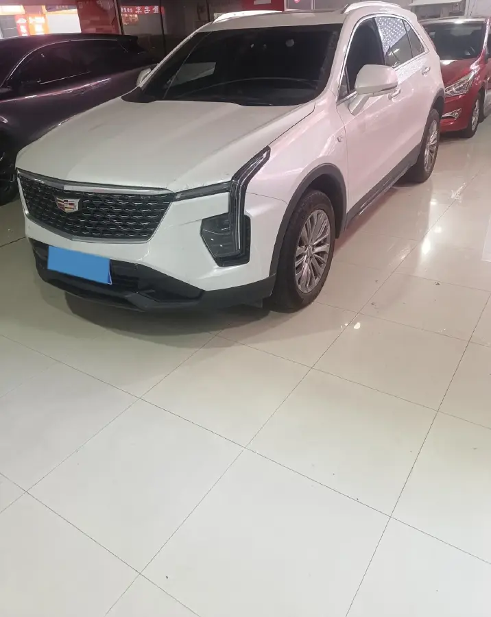 2024 Cadillac XT4 2.0T 237HP L4 9AT