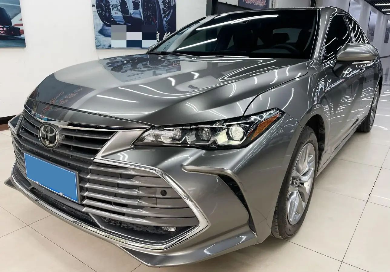 2019 Toyota Avalon 2.5L 209HP L4 8AT