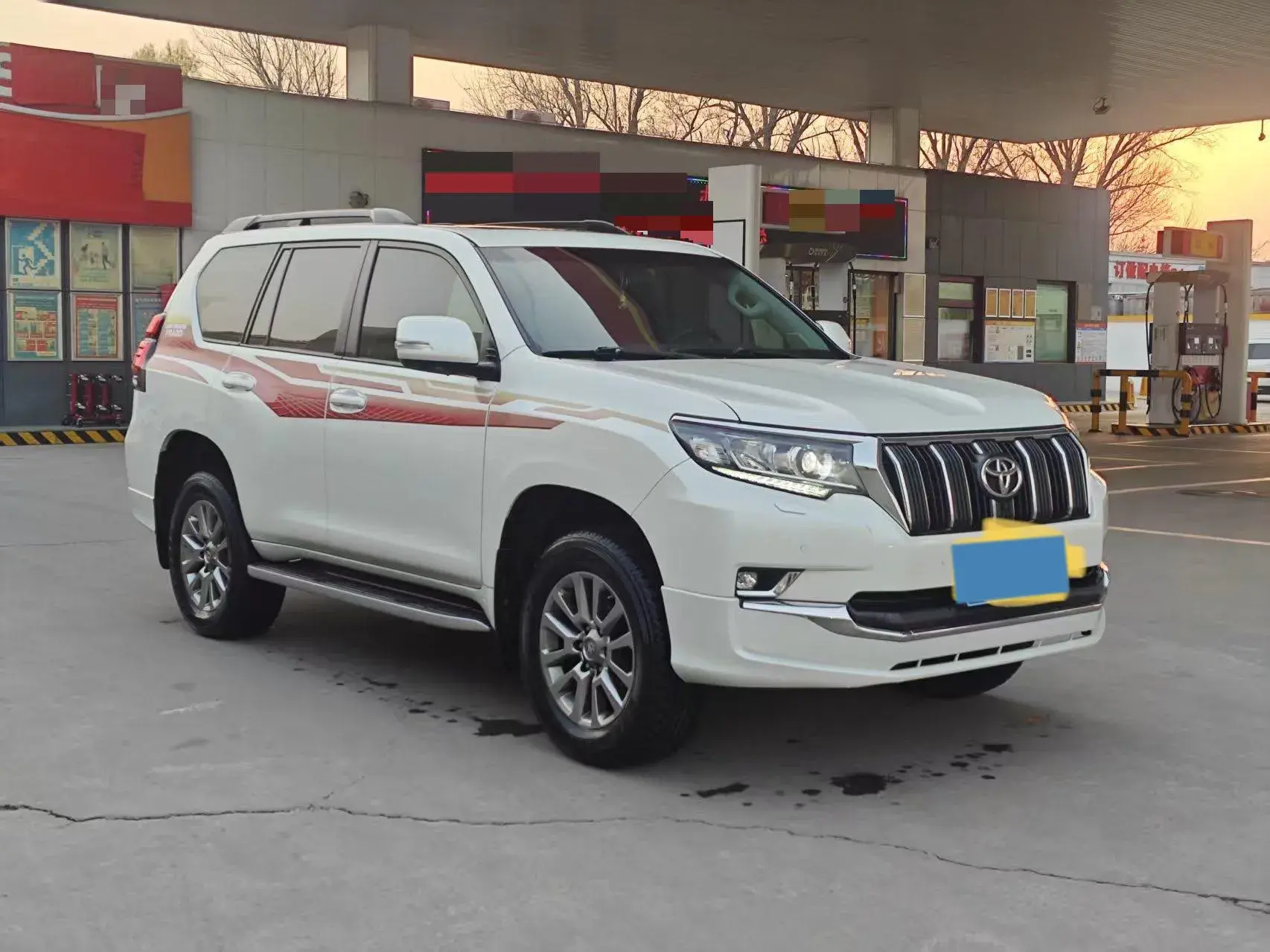 2019 TOYOTA LAND thumbnail 2