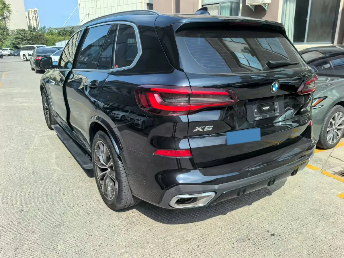 2022 BMW X5 2.0T 245HP L4 8AT,autocango,china used car exporter,china ev exporter,chinese used car exporter,chinese used ev exporter
