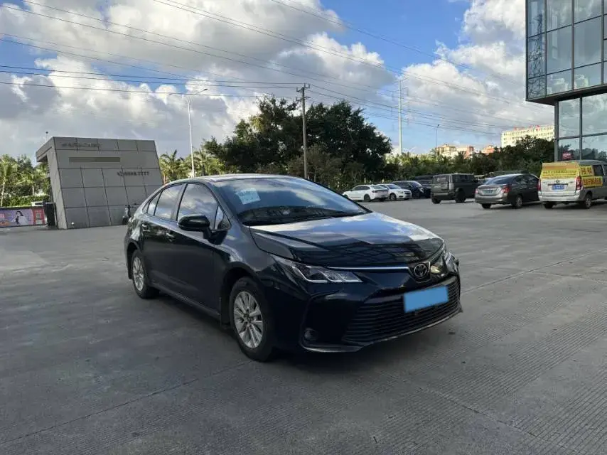 2021 TOYOTA COROLLA thumbnail 3