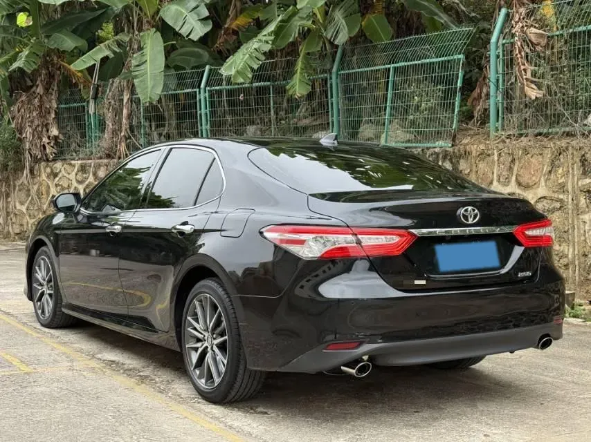2021 Toyota Camry 2.5L 209HP L4 8AT,autocango,china used car exporter,china ev exporter,chinese used car exporter,chinese used ev exporter