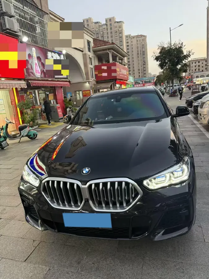 2022 BMW X6 3.0T 340HP L6 8AT,autocango,china used car exporter,china ev exporter,chinese used car exporter,chinese used ev exporter