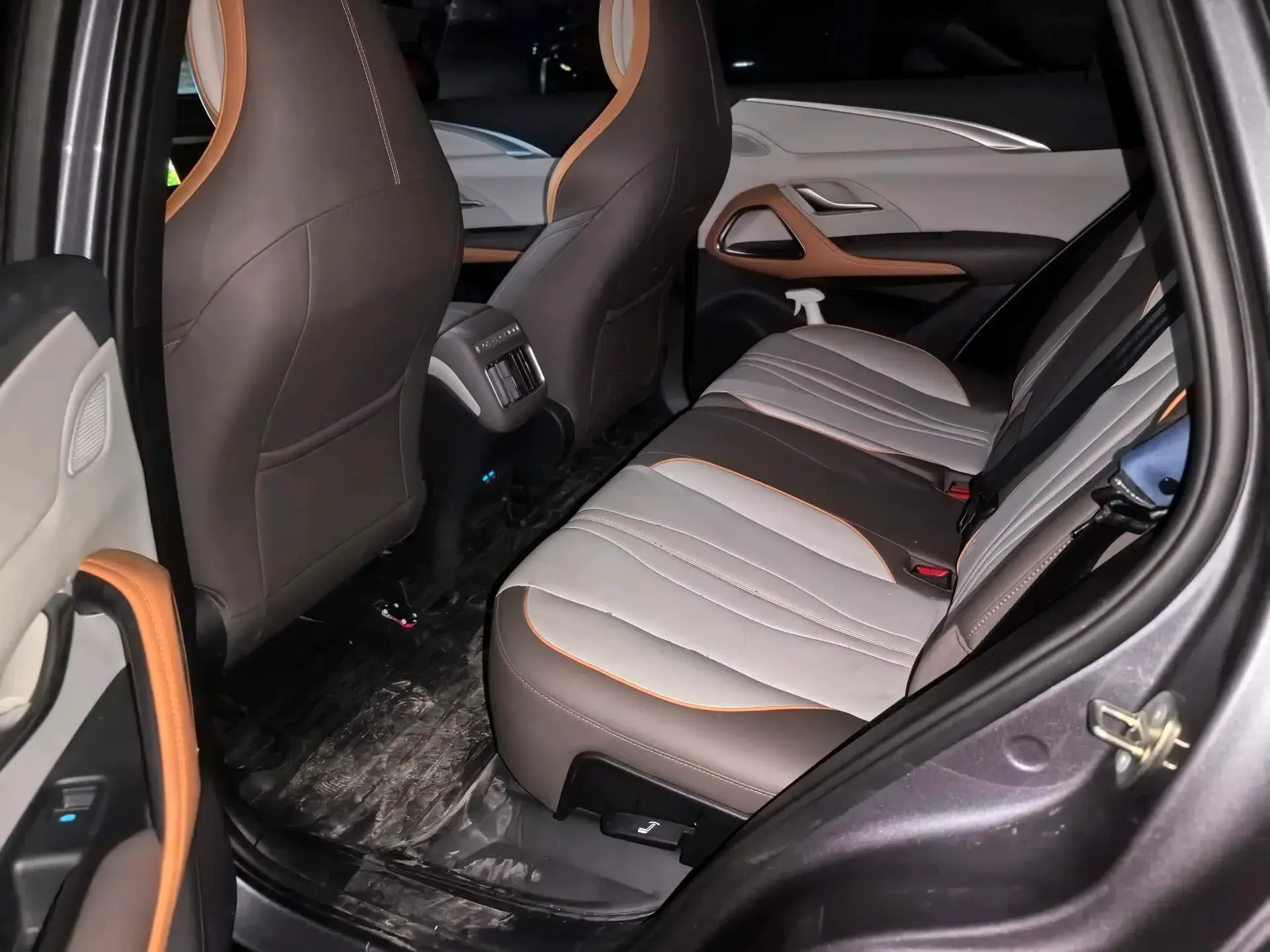 2022 BYD SONG thumbnail 4