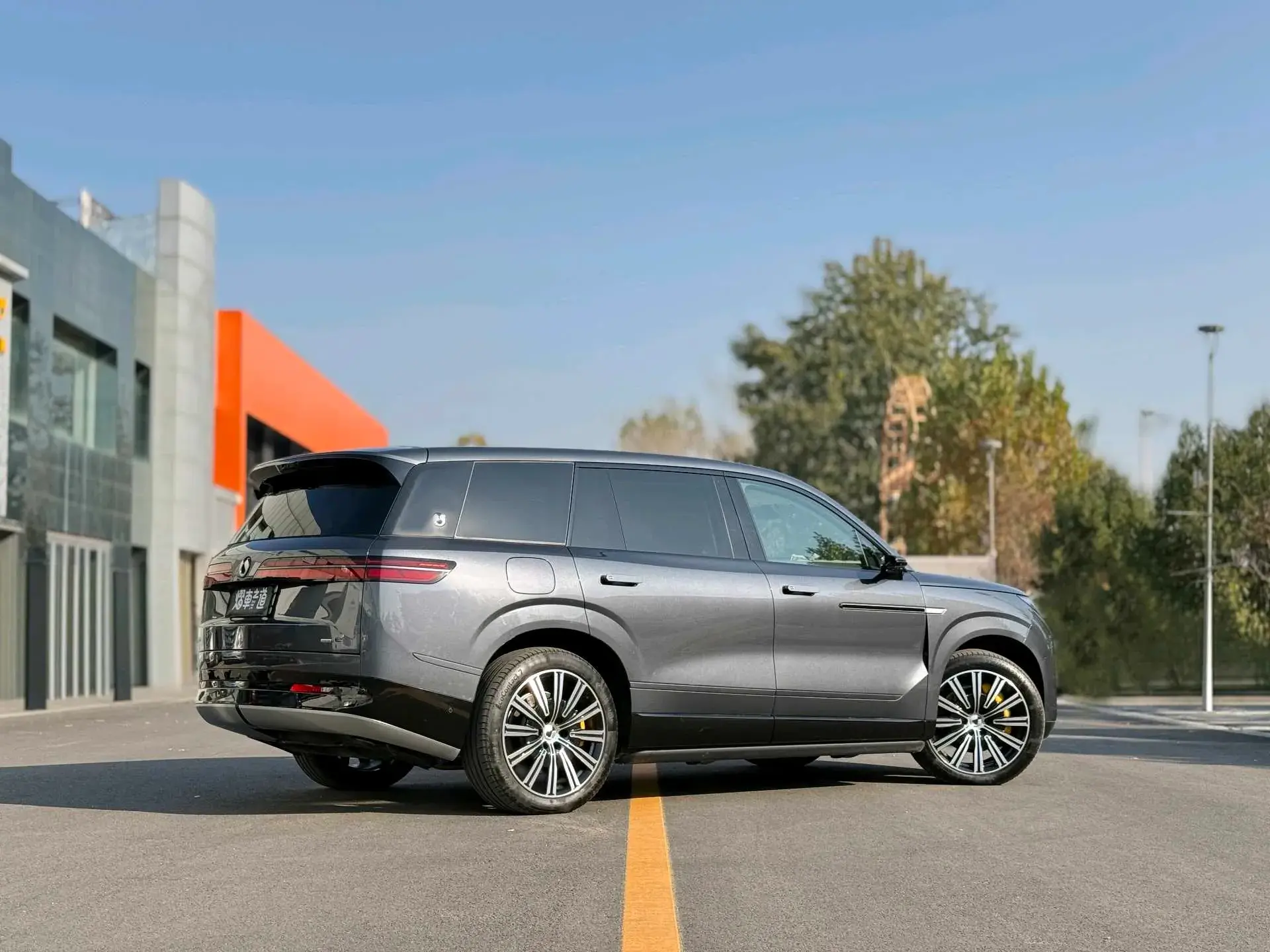 2025 DENZA DENZAN9 thumbnail 3