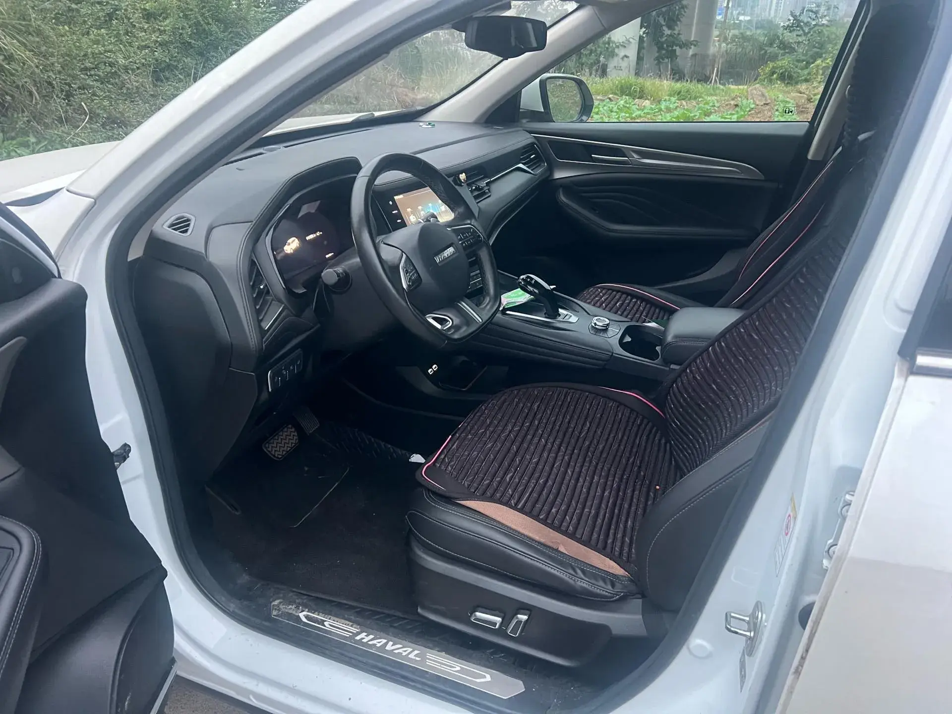 2020 HAVAL F7 thumbnail 3