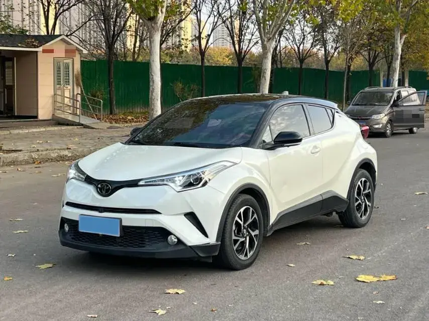 2020 Toyota C-HR 2.0L 171HP L4 CVT