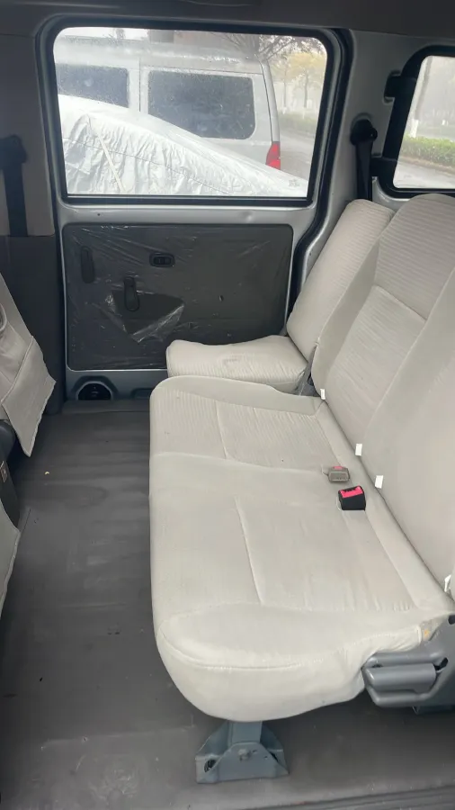 2019 WuLing RongGuang V 1.5L 99HP L4 6MT,autocango,china used car exporter,china ev exporter,chinese used car exporter,chinese used ev exporter