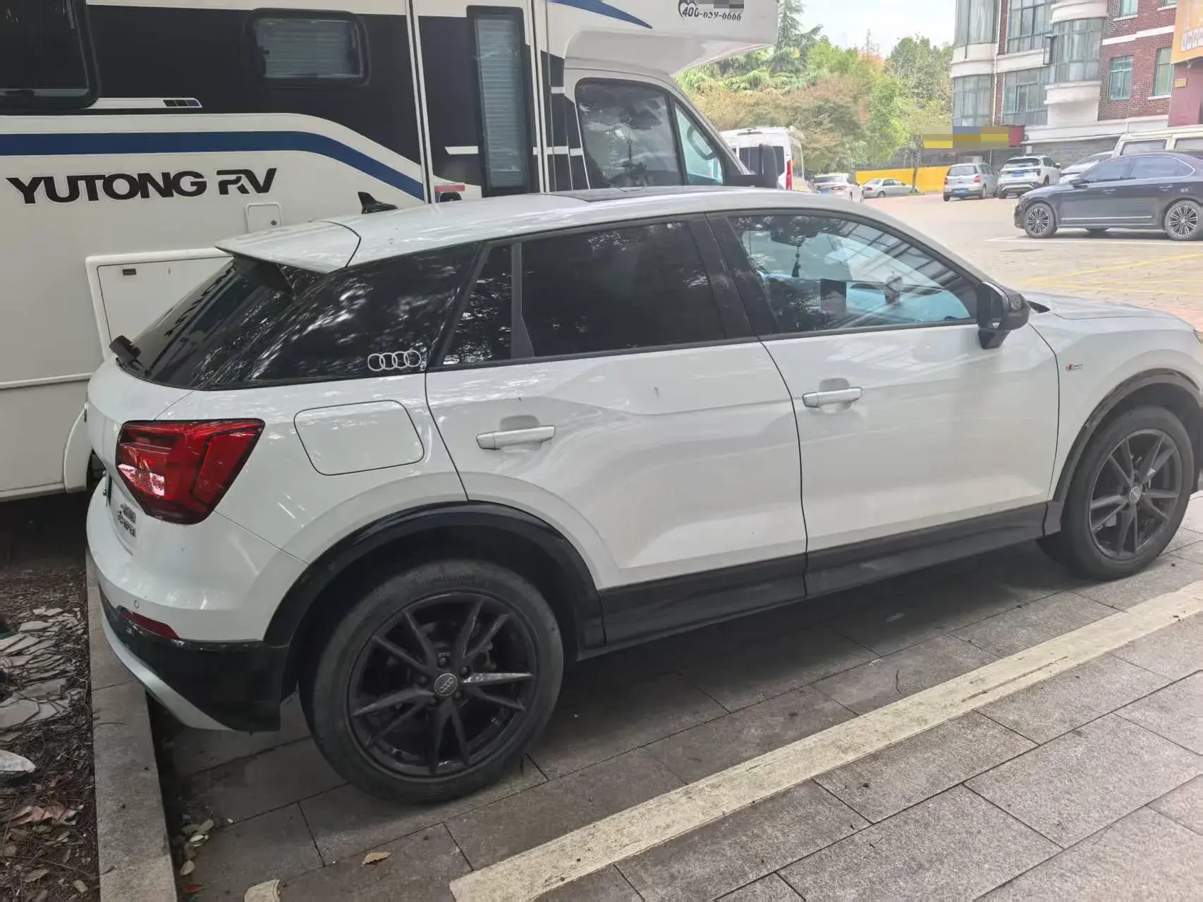 2018 AUDI Q2L thumbnail 3