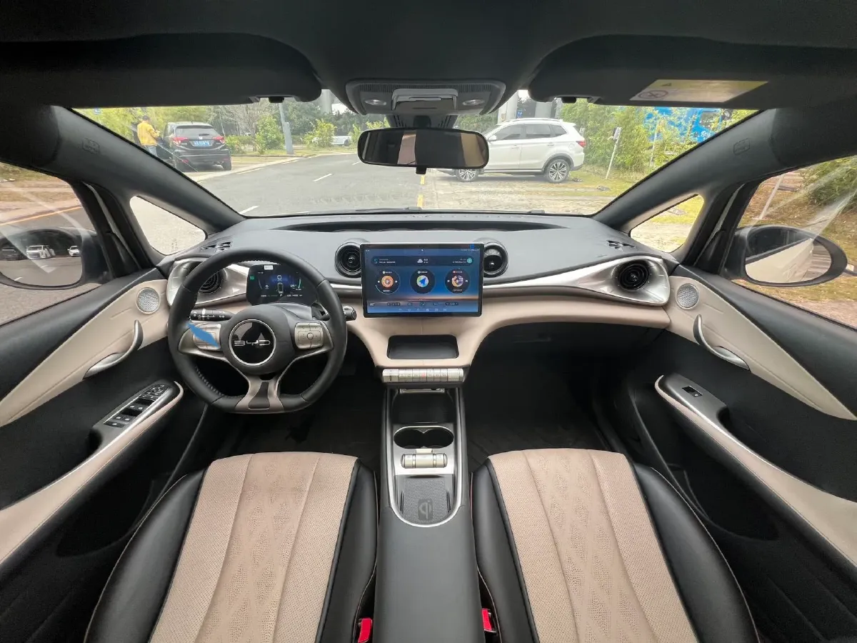 2023 BYD Dolphin BEV 44.928KWH,autocango,china used car exporter,china ev exporter,chinese used car exporter,chinese used ev exporter