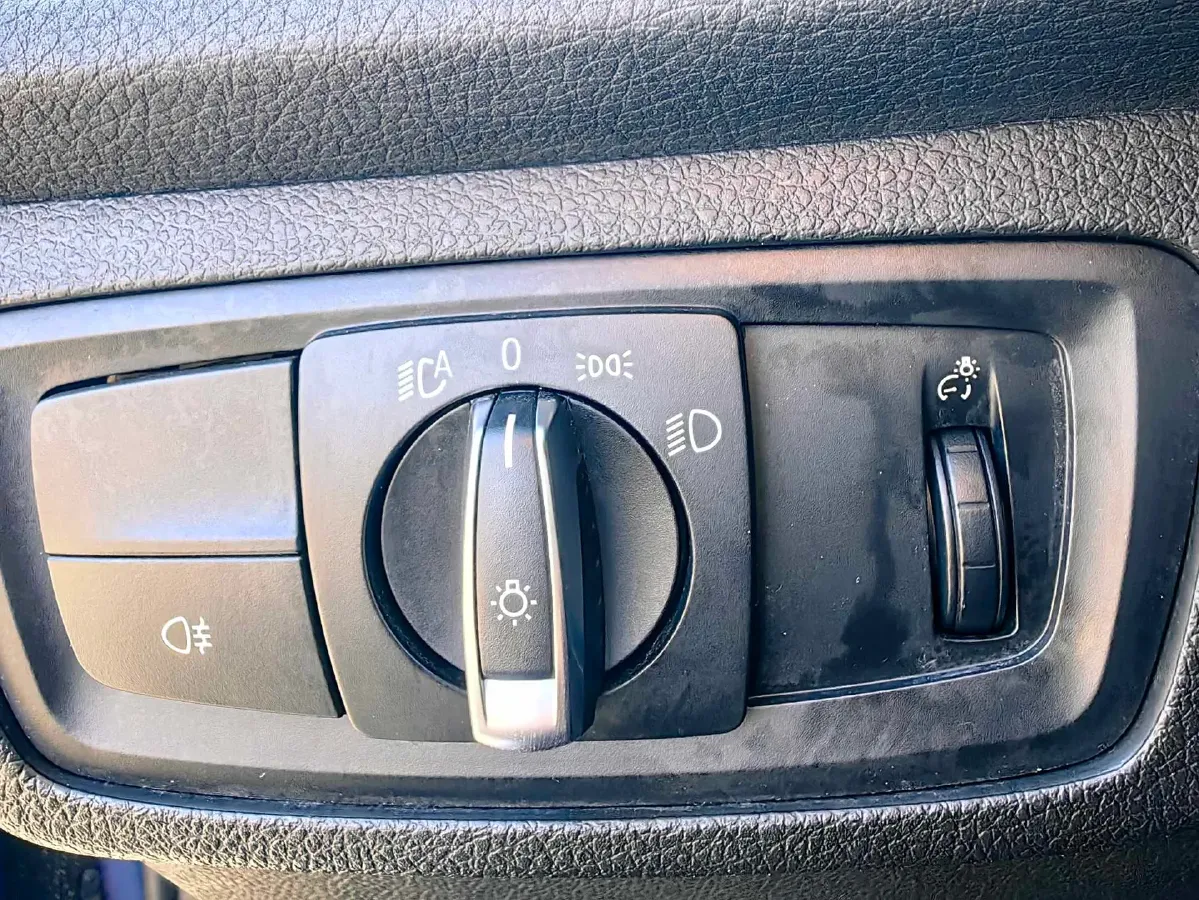 2022 BMW 1 Series 1.5T 140HP L3 7DCT,autocango,china used car exporter,china ev exporter,chinese used car exporter,chinese used ev exporter