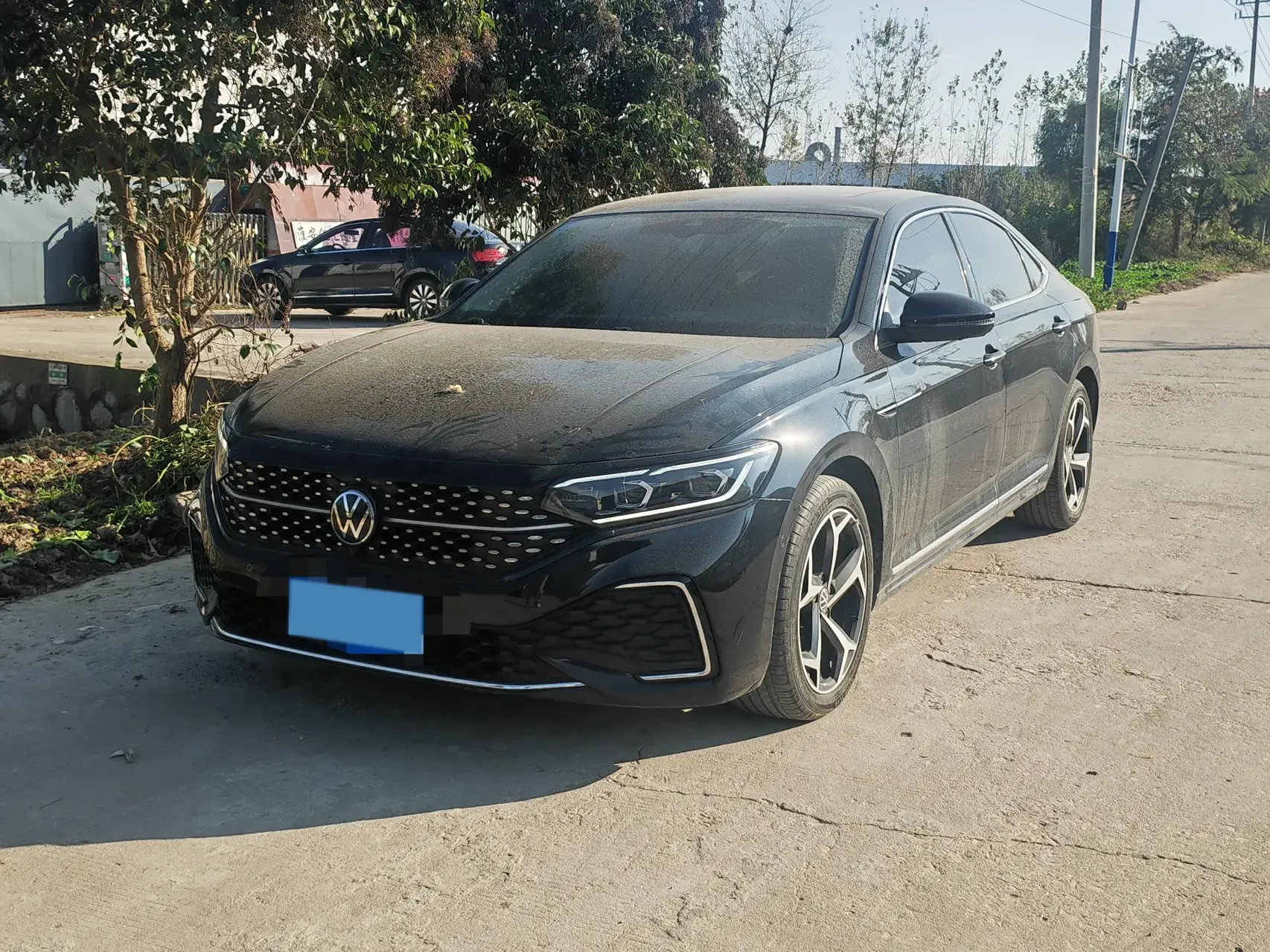 2023 VOLKSWAGEN PASSAT view 1