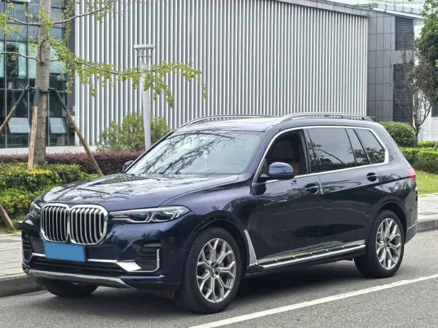 2021 BMW X7 3.0T 340HP L6 8AT