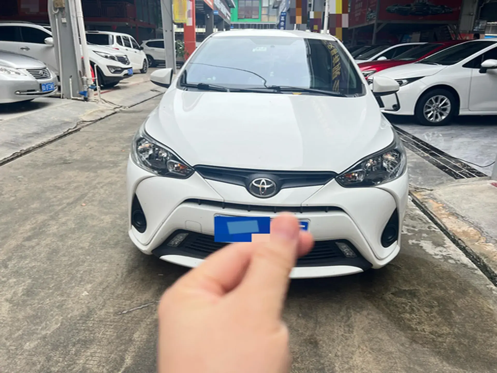 2019 TOYOTA YARIS thumbnail 2