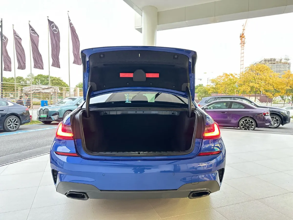 2021 BMW 3 Series 2.0T 184HP L4 8AT,autocango,china used car exporter,china ev exporter,chinese used car exporter,chinese used ev exporter