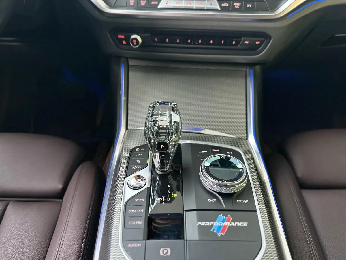 2021 BMW 3 Series 2.0T 184HP L4 8AT,autocango,china used car exporter,china ev exporter,chinese used car exporter,chinese used ev exporter