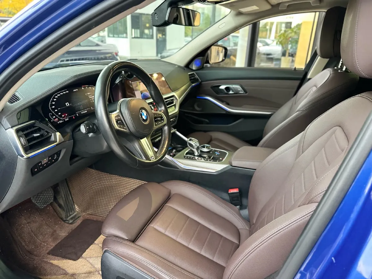 2021 BMW 3 Series 2.0T 184HP L4 8AT,autocango,china used car exporter,china ev exporter,chinese used car exporter,chinese used ev exporter