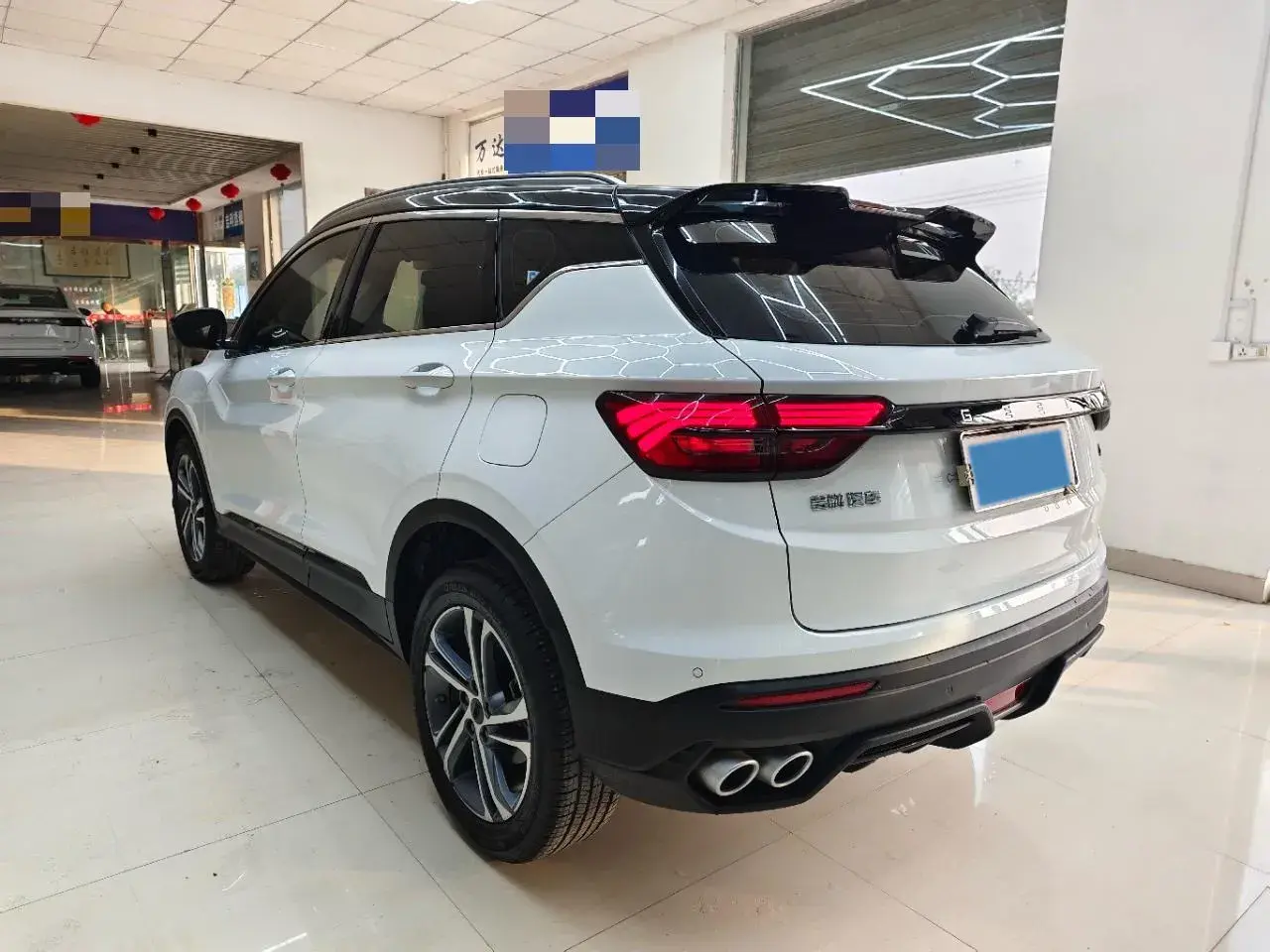 2021 GEELY COOLRAY thumbnail 4