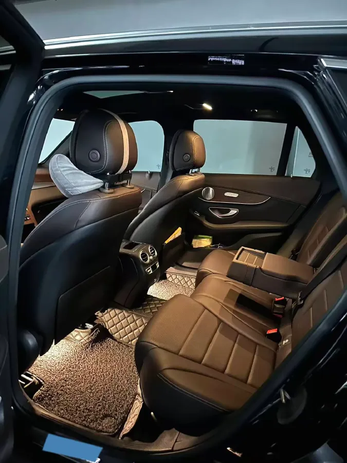 2021 Mercedes-Benz GLC Class 2.0T 258HP L4 9AT,autocango,china used car exporter,china ev exporter,chinese used car exporter,chinese used ev exporter