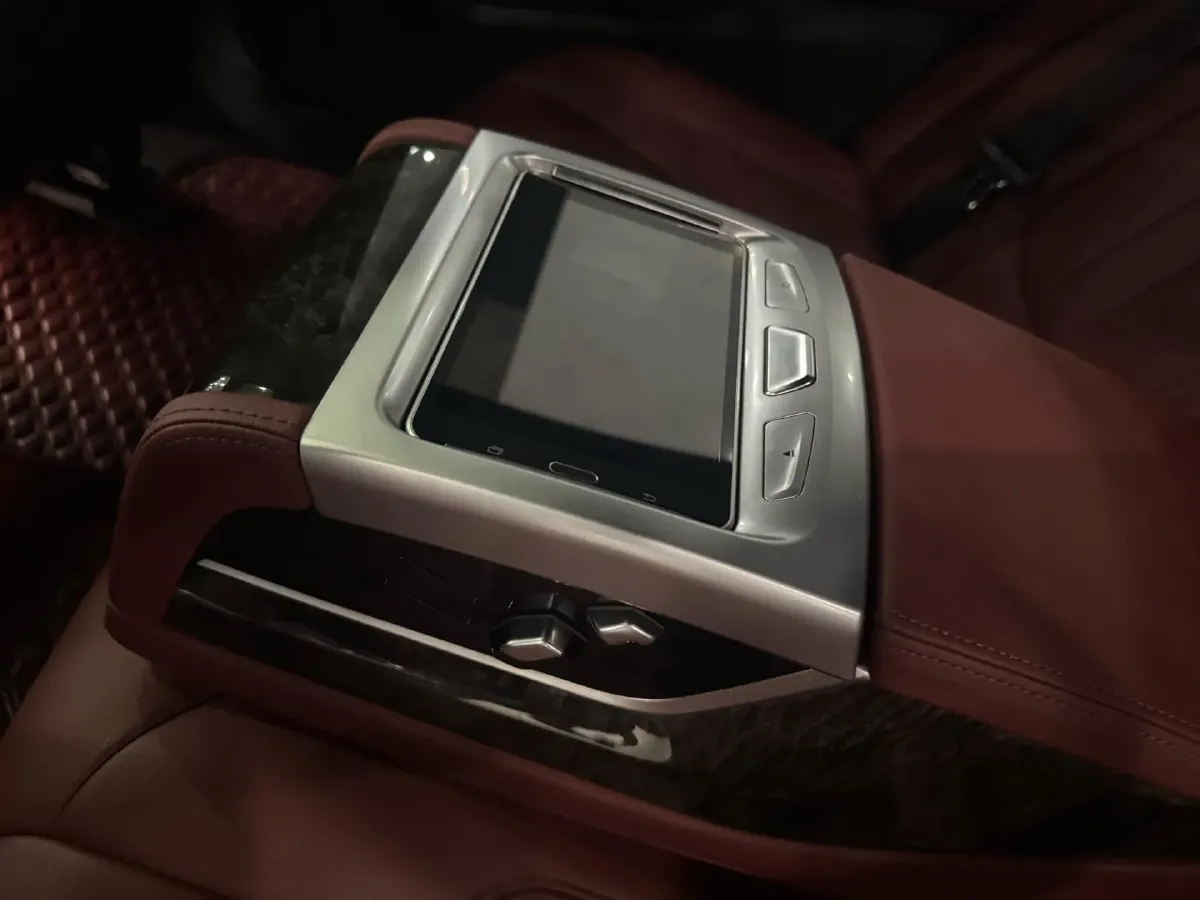 2020 BMW 5 Series 2.0T 252HP L4 8AT,autocango,china used car exporter,china ev exporter,chinese used car exporter,chinese used ev exporter