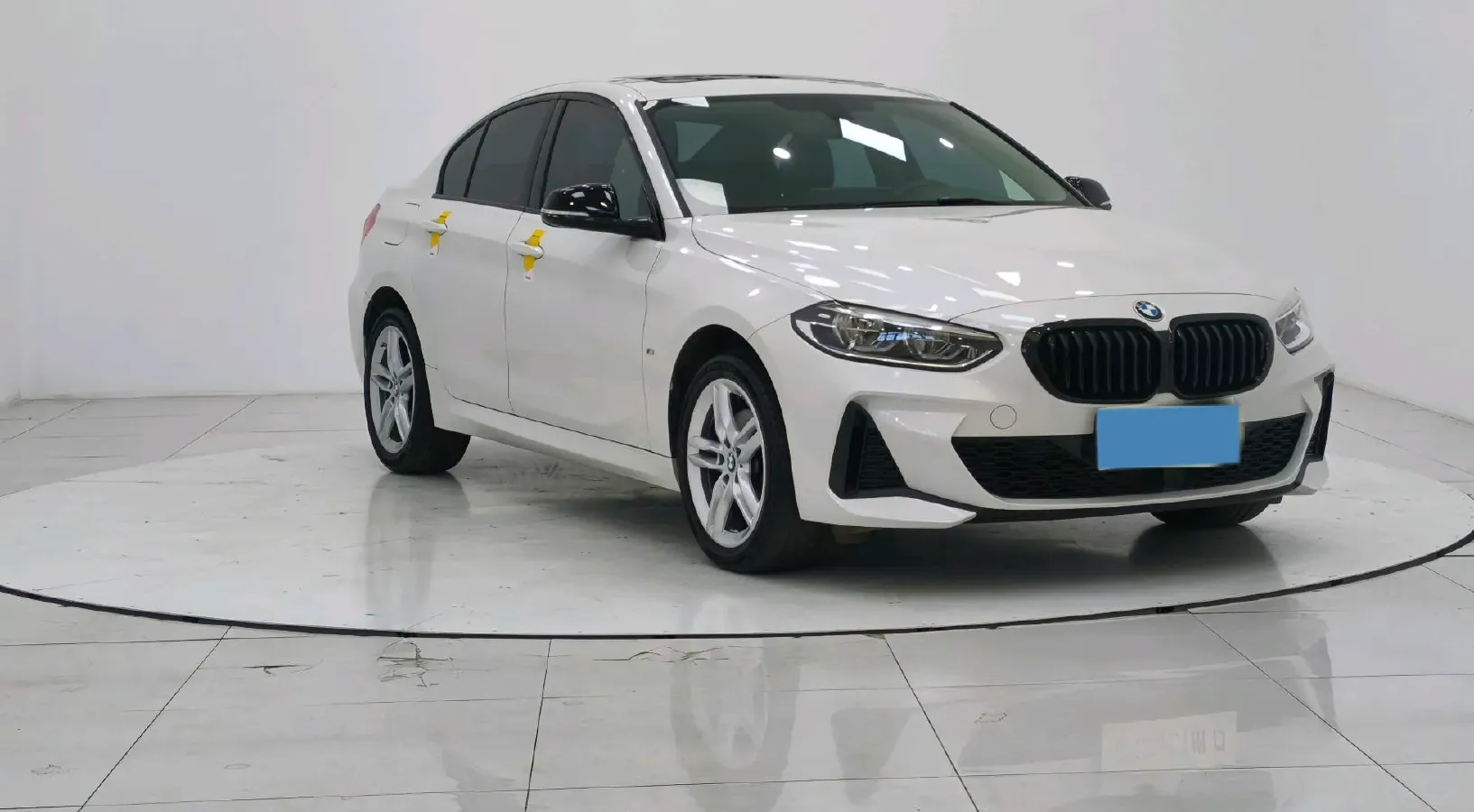 2022 BMW 1 Series 1.5T 140HP L3 7DCT,autocango,china used car exporter,china ev exporter,chinese used car exporter,chinese used ev exporter