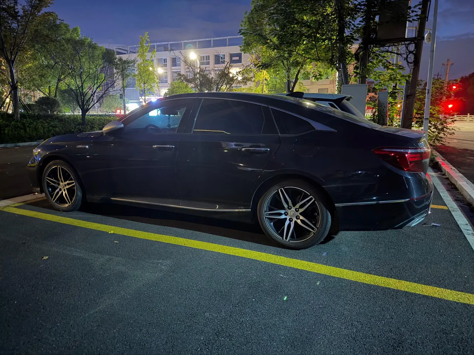 2022 HONDA INSPIRE thumbnail 3