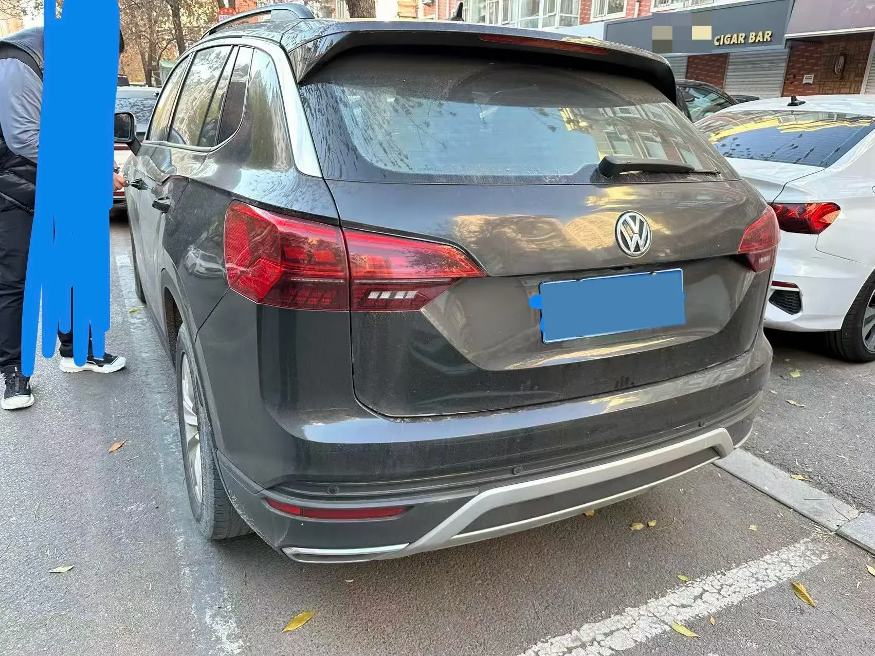 2021 VOLKSWAGEN TAYRON thumbnail 4