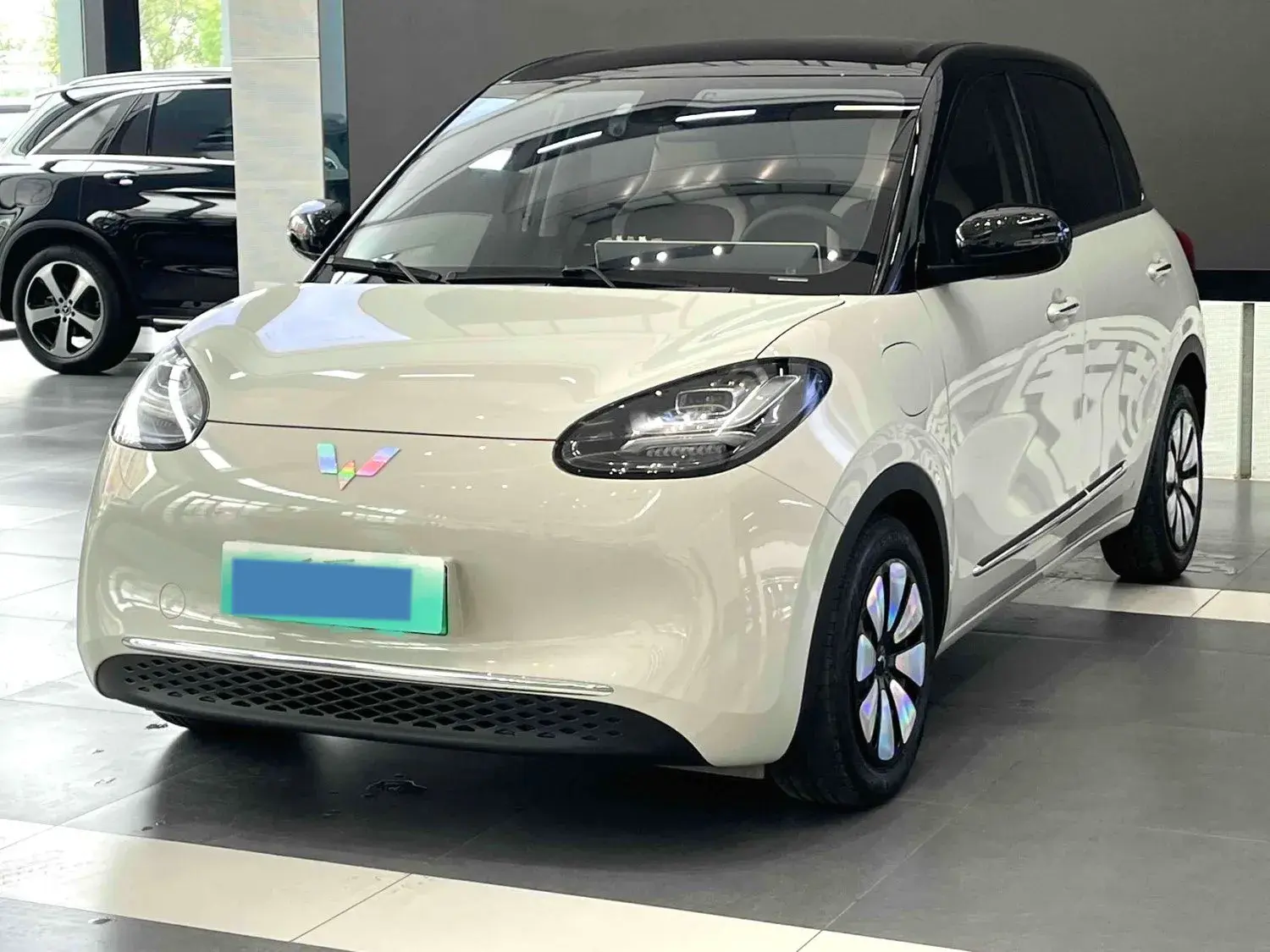 2023 WULING BINGUO view 1