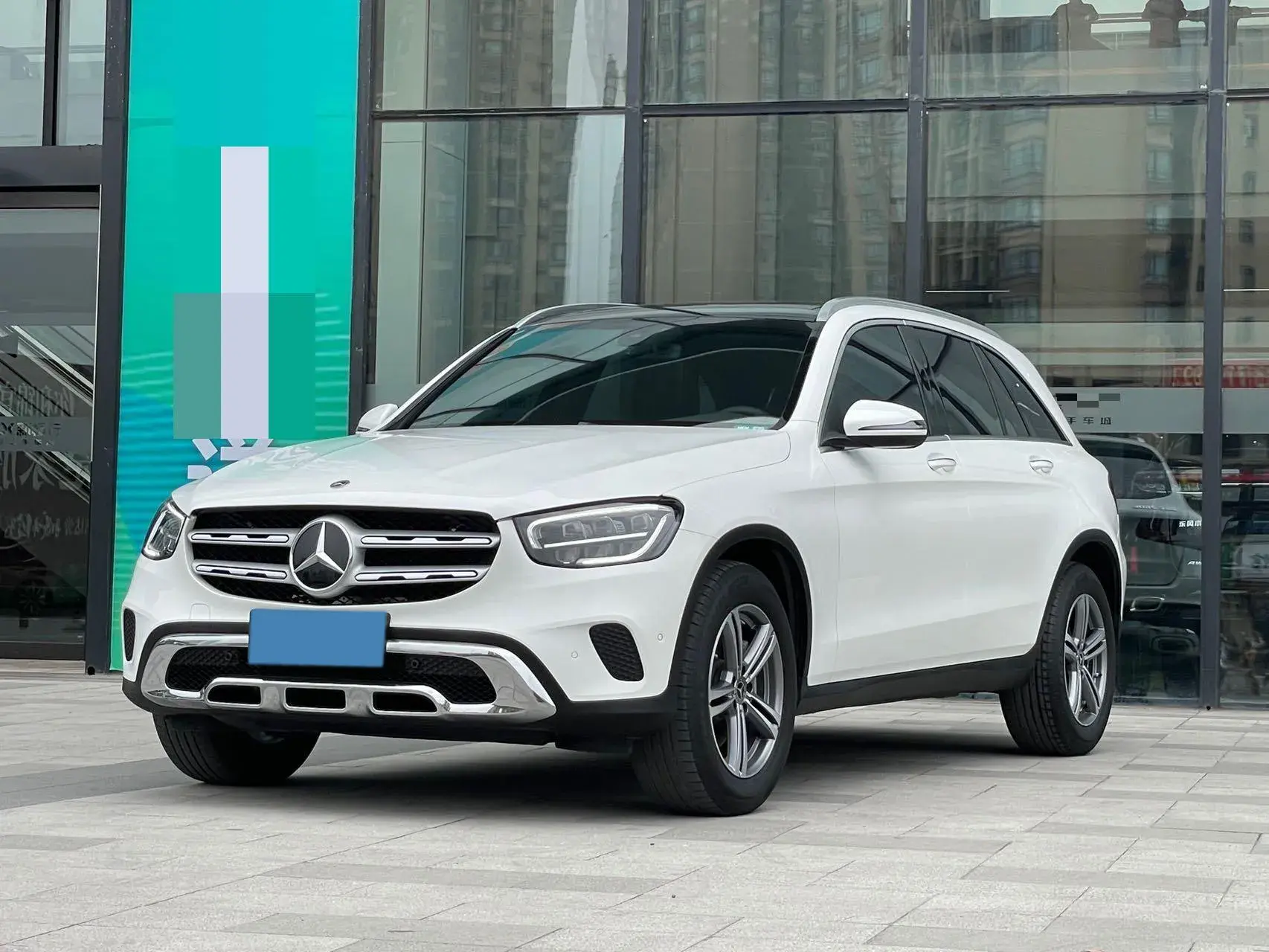 2021 MERCEDES-BENZ GLC view 1
