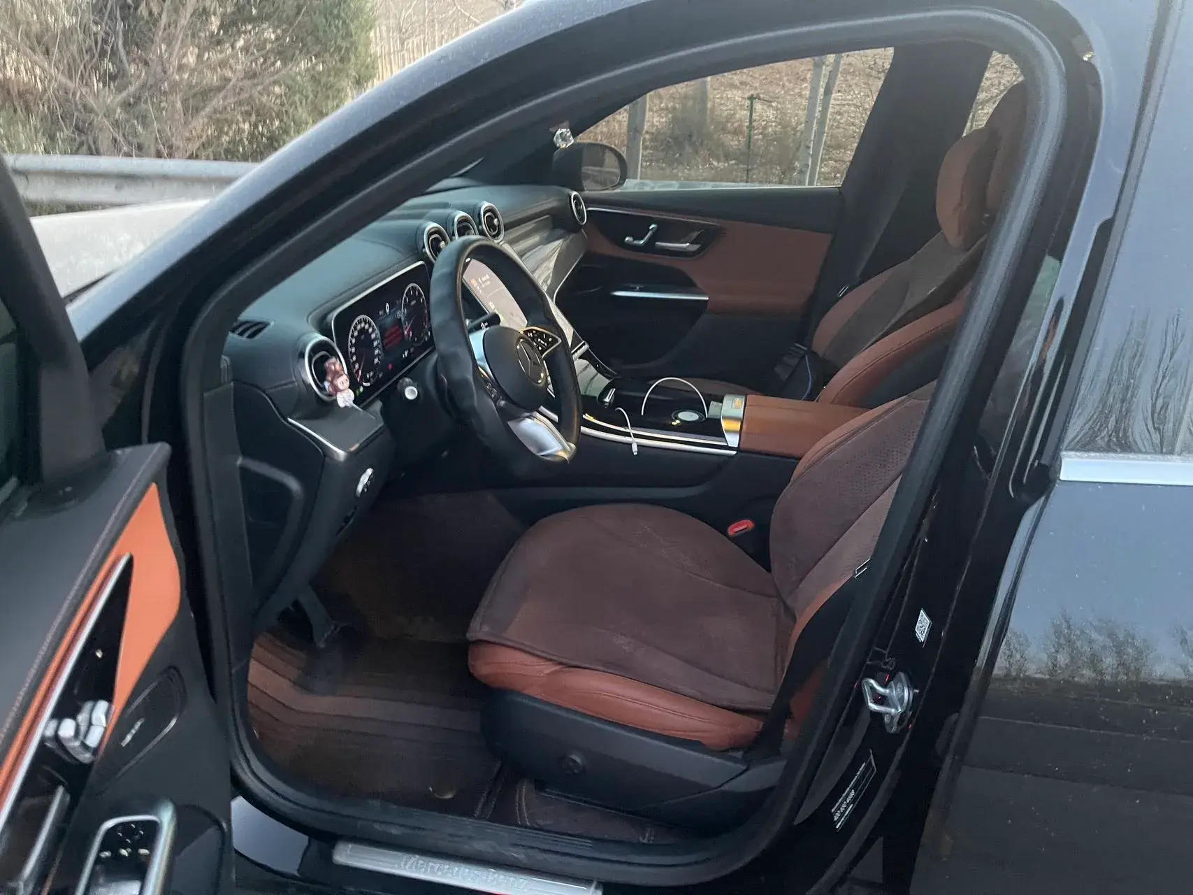 2023 MERCEDES-BENZ GLC thumbnail 4