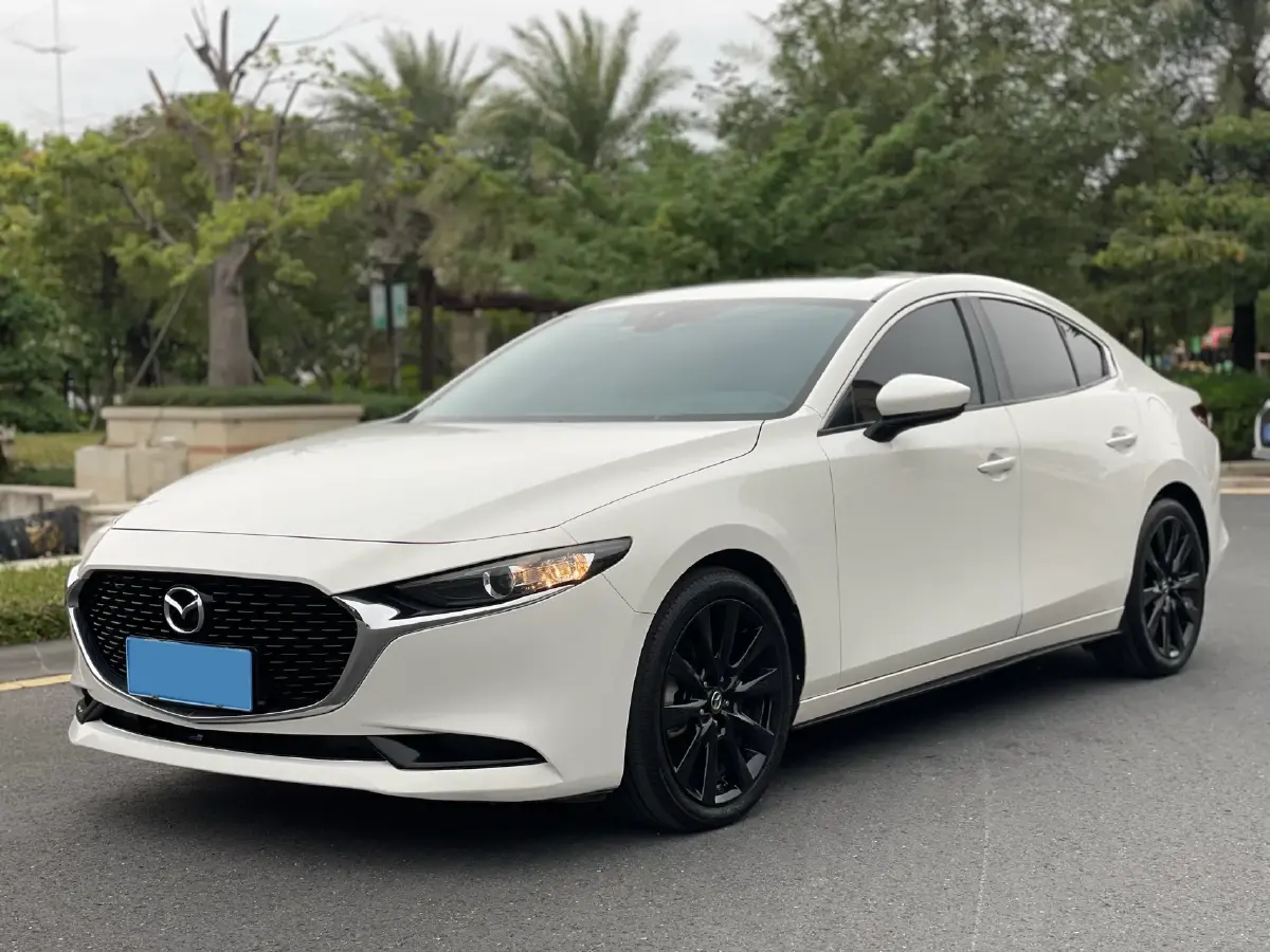 2020 Mazda 3 Axela 2.0L 158HP L4 6AT