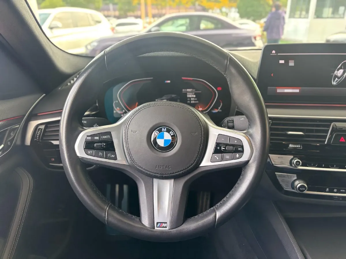 2021 BMW 5 Series 2.0T 184HP L4 8AT,autocango,china used car exporter,china ev exporter,chinese used car exporter,chinese used ev exporter