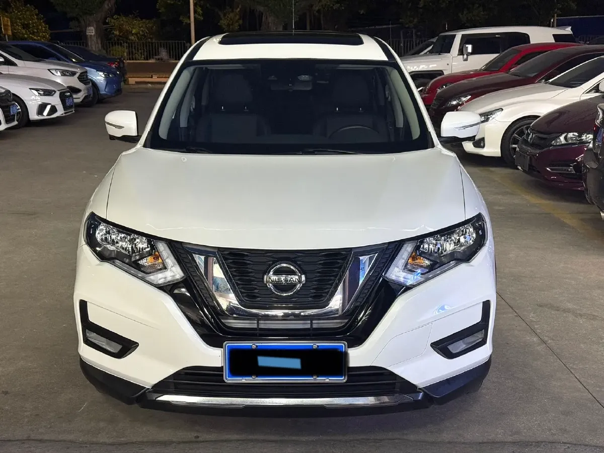 2021 Nissan X-Trail 2.0L 151HP L4 CVT,autocango,china used car exporter,china ev exporter,chinese used car exporter,chinese used ev exporter