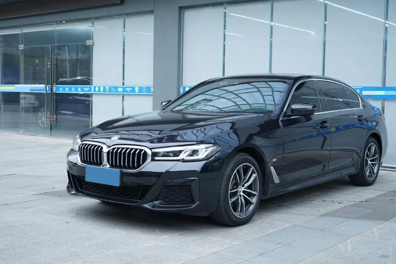 2022 BMW 5 Series 2.0T 184HP L4 8AT 2022 BMW 5 Series 2.0T 184HP L4 8AT