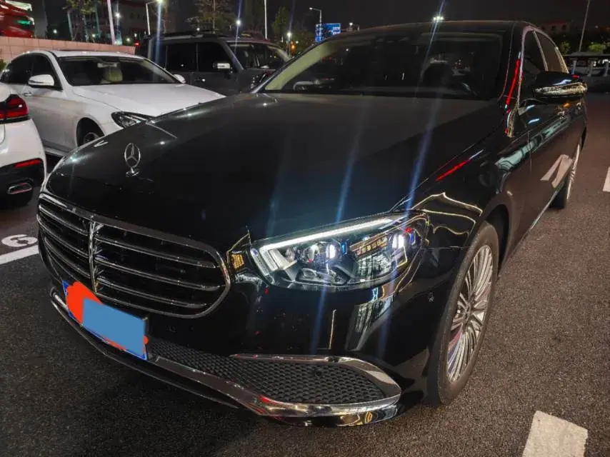 2021 MERCEDES-BENZ E view 1