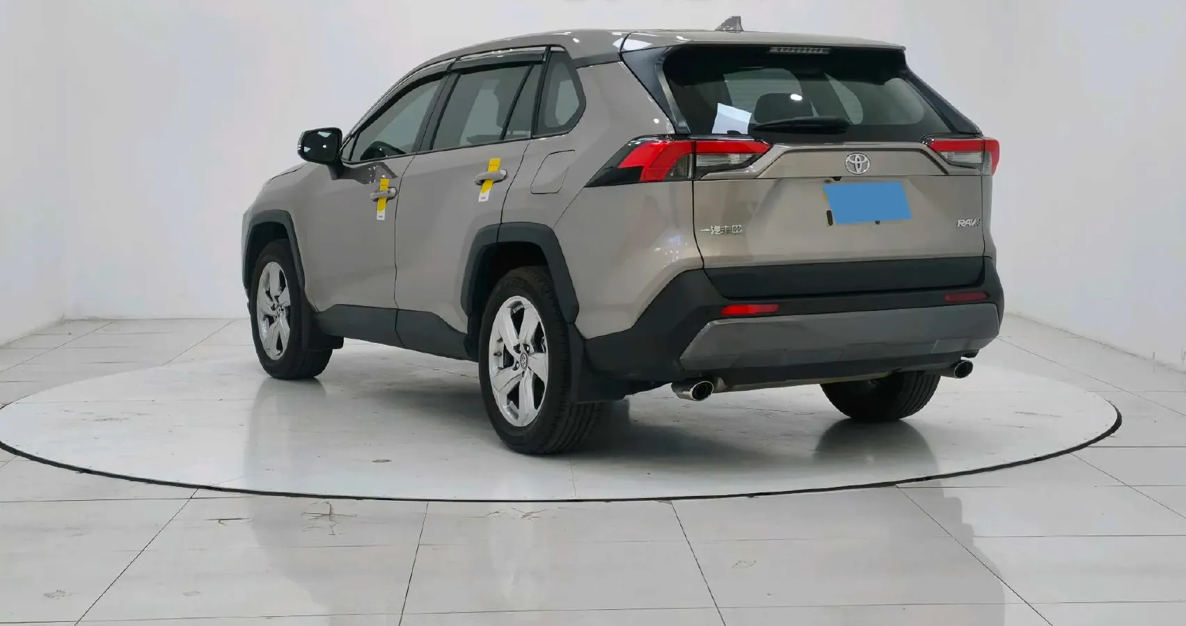 2022 Toyota RAV4 2.0L 171HP L4 CVT,autocango,china used car exporter,china ev exporter,chinese used car exporter,chinese used ev exporter