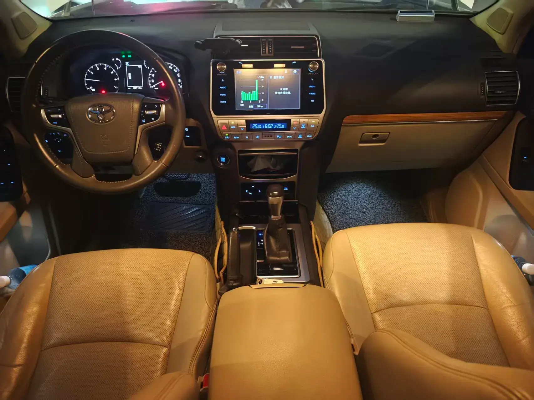 2018 TOYOTA LAND thumbnail 4