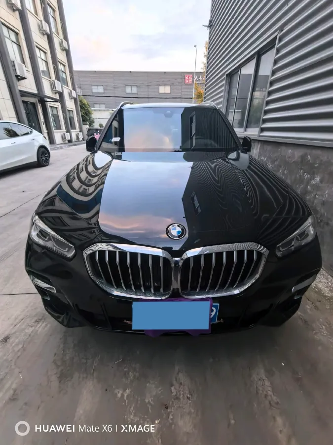 2022 BMW X5 3.0T 333HP L6 8AT,autocango,china used car exporter,china ev exporter,chinese used car exporter,chinese used ev exporter